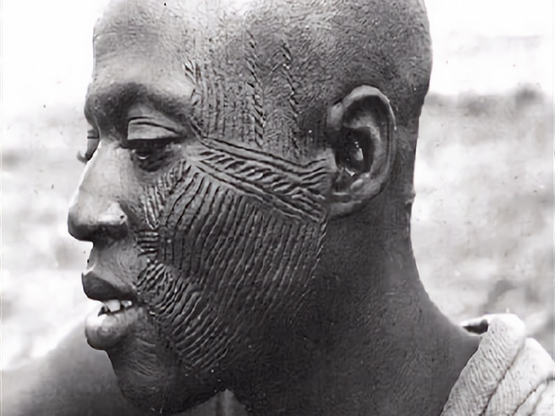 Антропологический Подход к Африканским  Татуировкам в Саудовских Романах