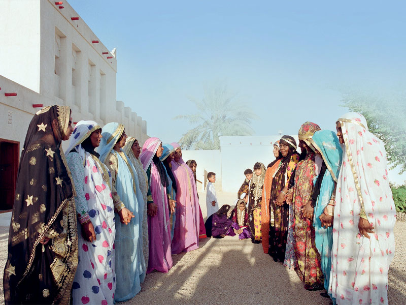فنون الفرق النسائية  الشعبية في البحرين