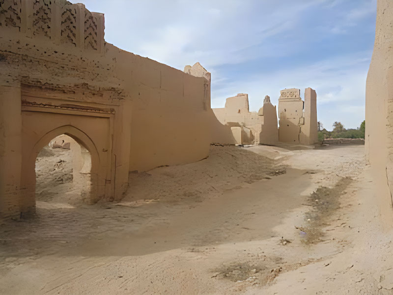 El patrimonio arquitectónico en los oasis marroquíes entre el problema de la decadencia y los esfuerzos de rehabilitación. Oasis de Tafilalt, como ejemplo