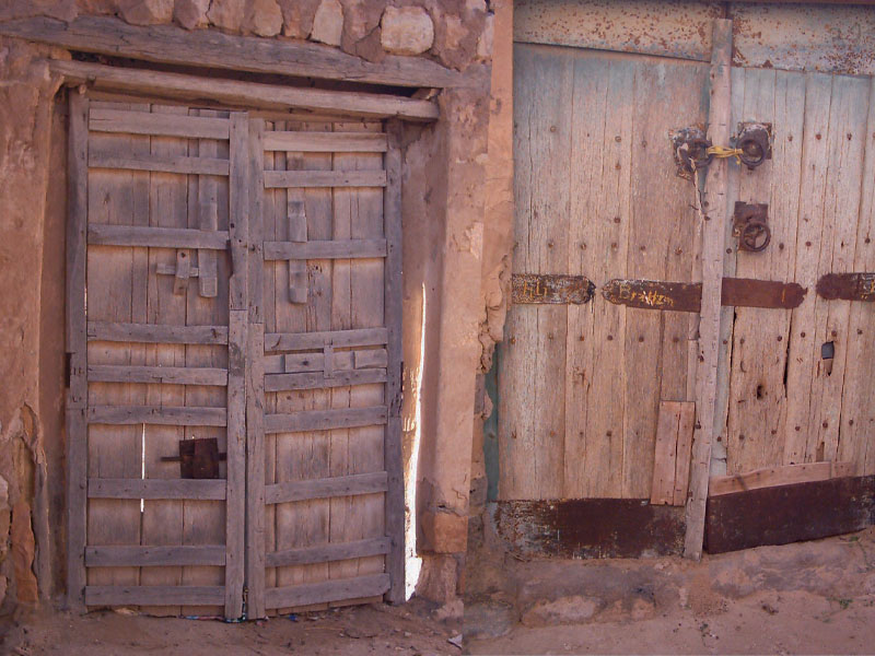 Artes y conocimientos del carpintero tradicional en la elaboración de las puertas antiguas en la región de Nefzaoua